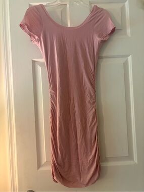 EUC Splendid Scoop Neck Ruched Bodycon Pink Short Sleeve Dress XS
